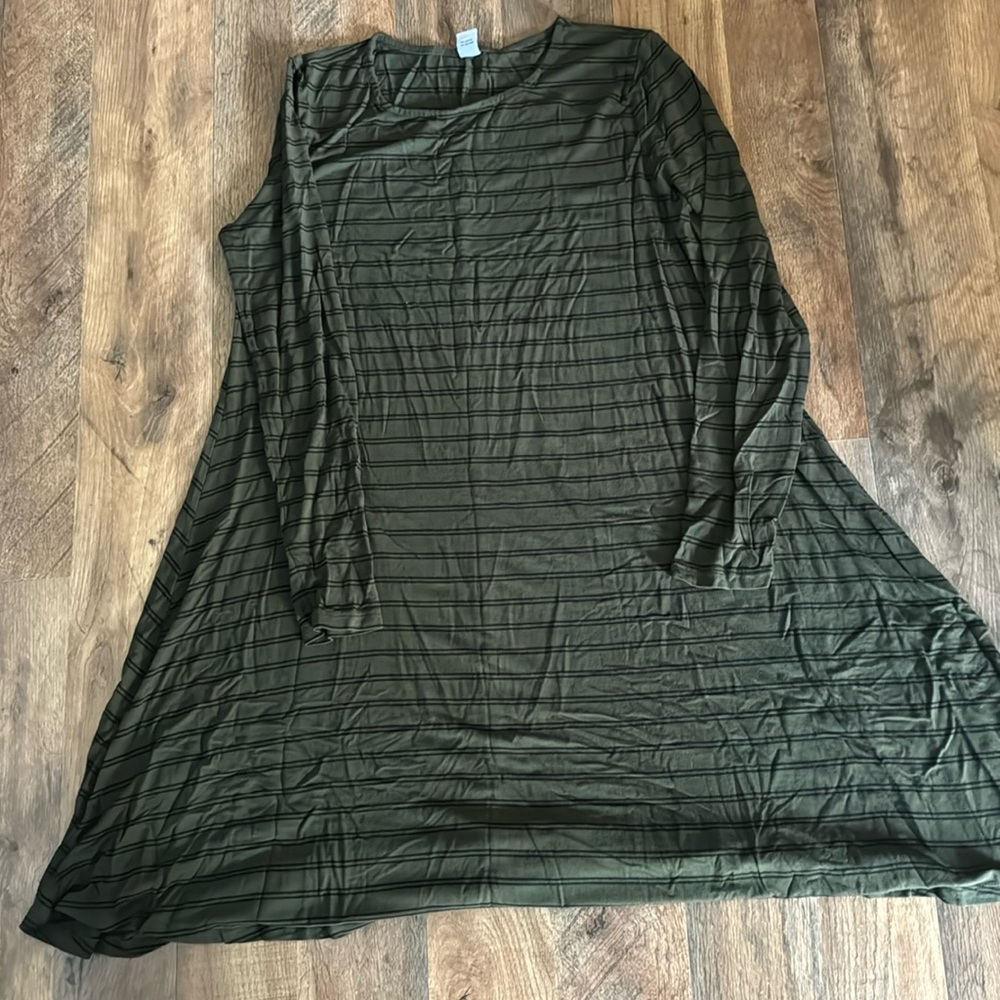 Soft material long sleeve dress